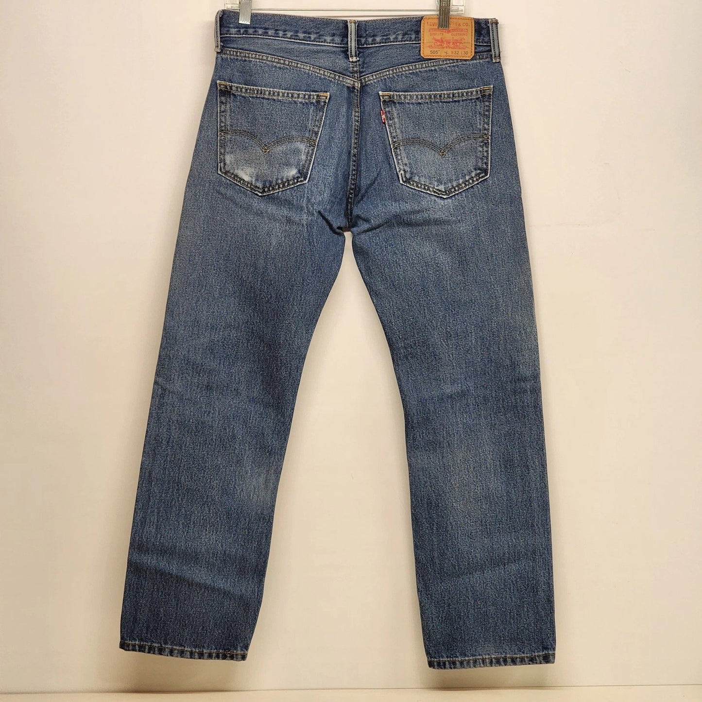 Levi's 505 Mens 32x30 Heavy Wash Distressed Straight Leg Jeans
