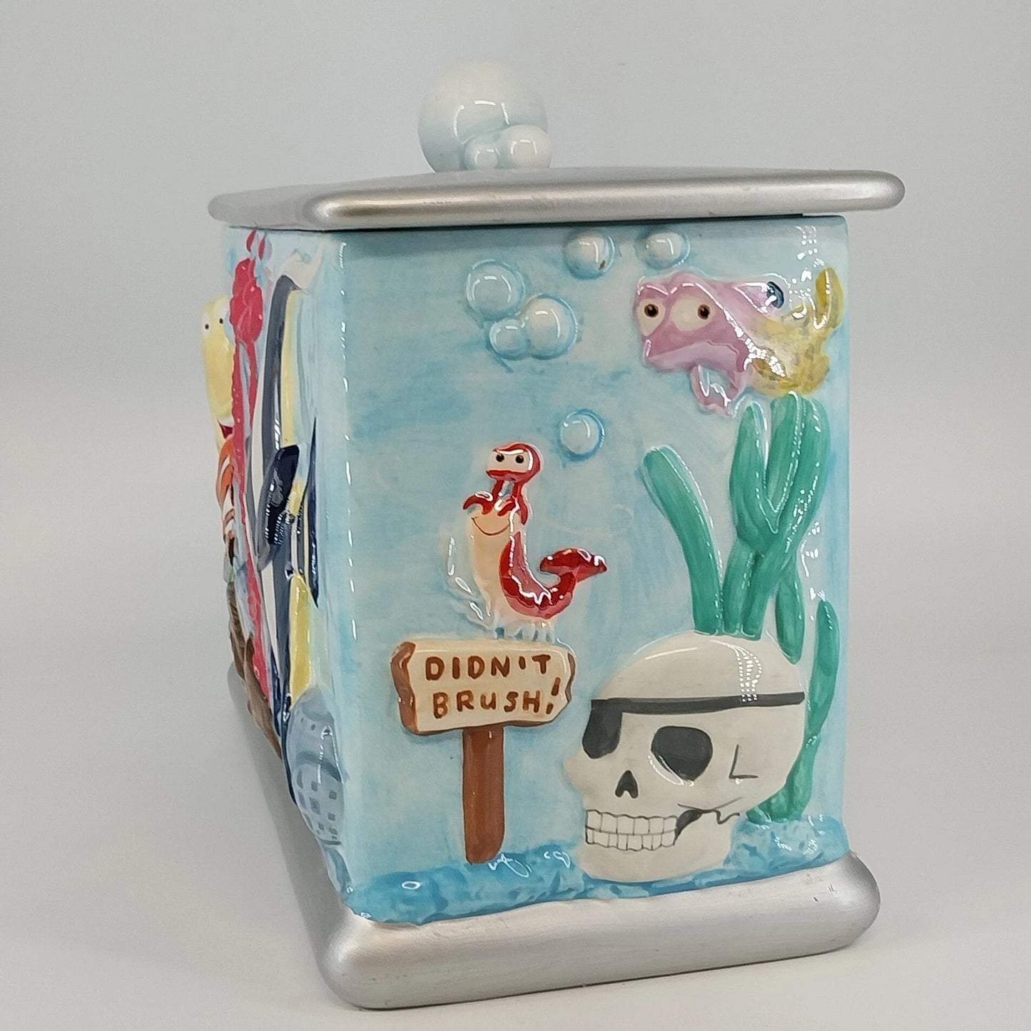 Disney Direct Finding Nemo Aquarium Ceramic Cookie Jar With Lid Pixar China