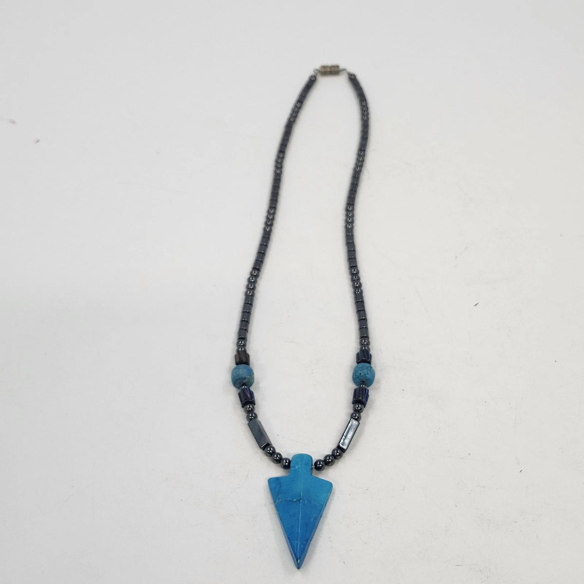 Black Beaded Necklace Blue Arrowhead Pendant 11.5" Southwestern Style Jewelry