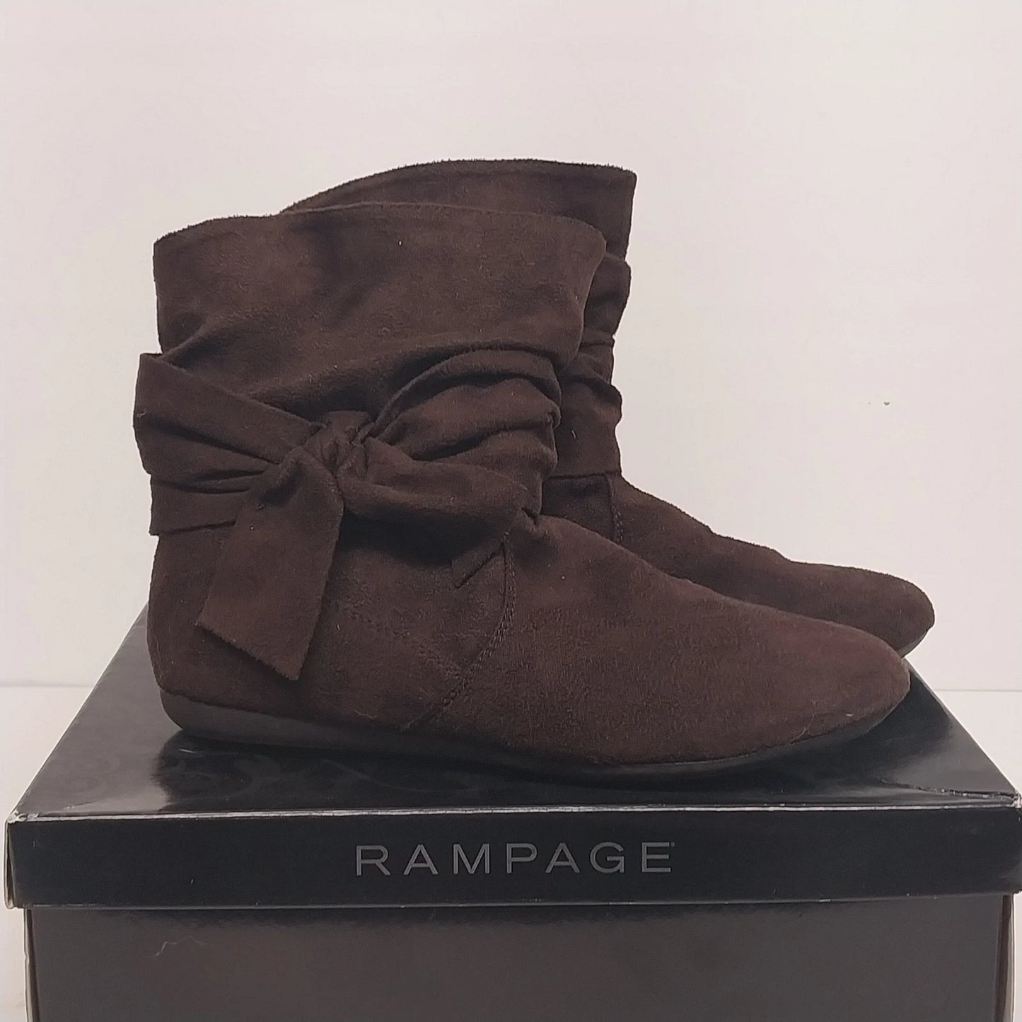 Rampage Beckett Brown Faux Suede Ankle Boots Shoe Womens 7.5 Bow Slouchy China