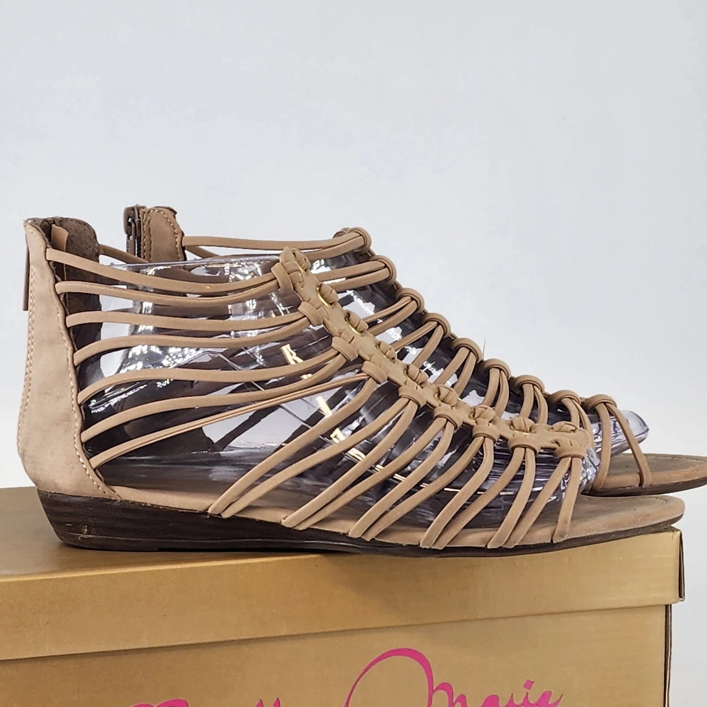 Bella Marie Gladiator Wedge Sandals Womens 8 Taupe Cage Style