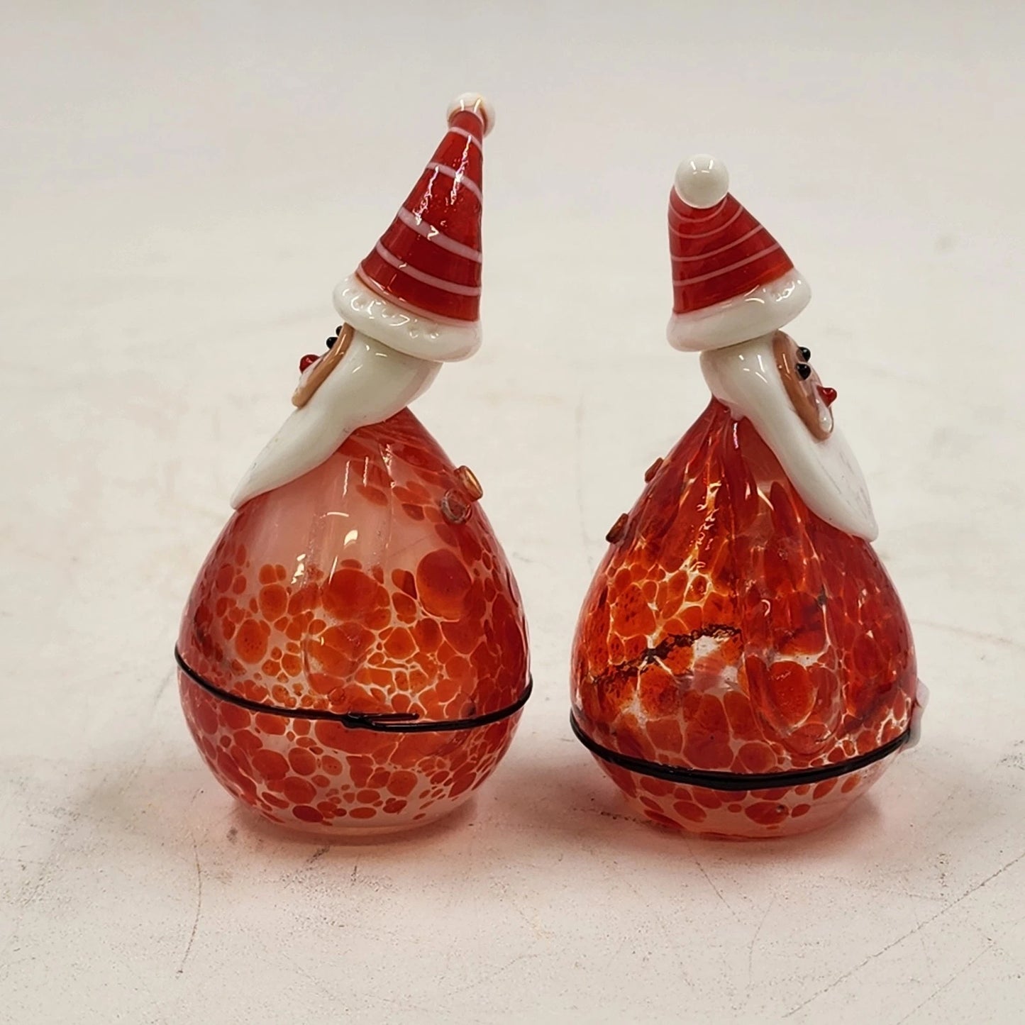 Santa Claus Glass Salt and Pepper Shaker Set Pier 1 Hand Blown 3.5" Holiday Gift