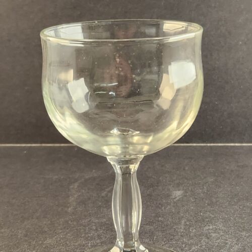 4 Pedestal Wine Cocktail Glass Stemware Clear Self Footed Unbranded 1970s 1980s