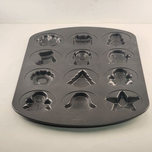 Wilton Christmas Cookie Sheet Pan Non-Stick 12 3" Cookie Designs 16.5" x 11"