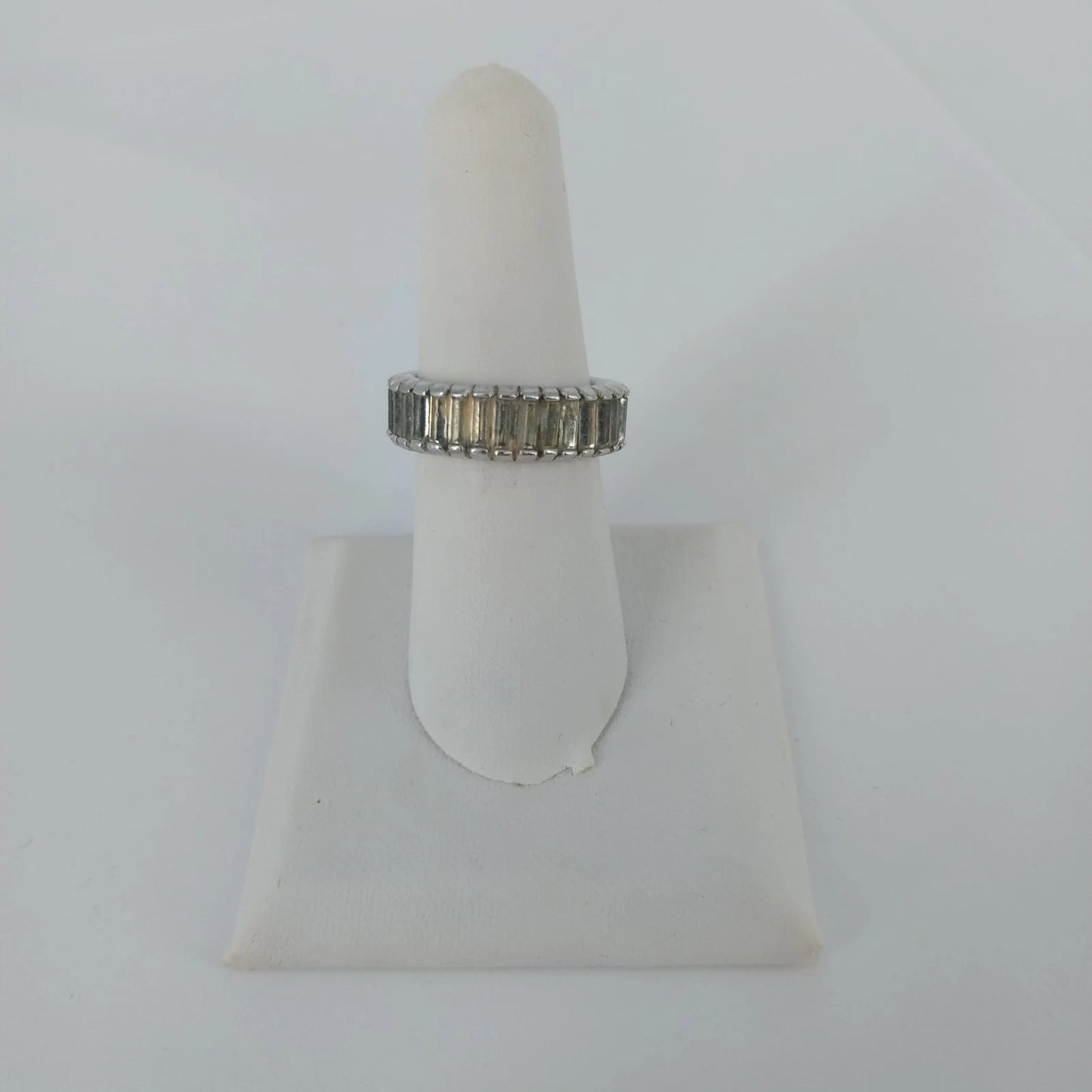Silver Tone Baguette Rhinestone Eternity Band Ring Size 7 Stackable Fashion Vtg