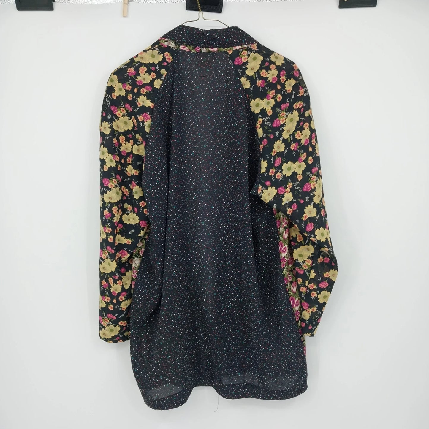 Mirrors Women's Medium Floral Open Front Cardigan Jacket Black Pink Pockets