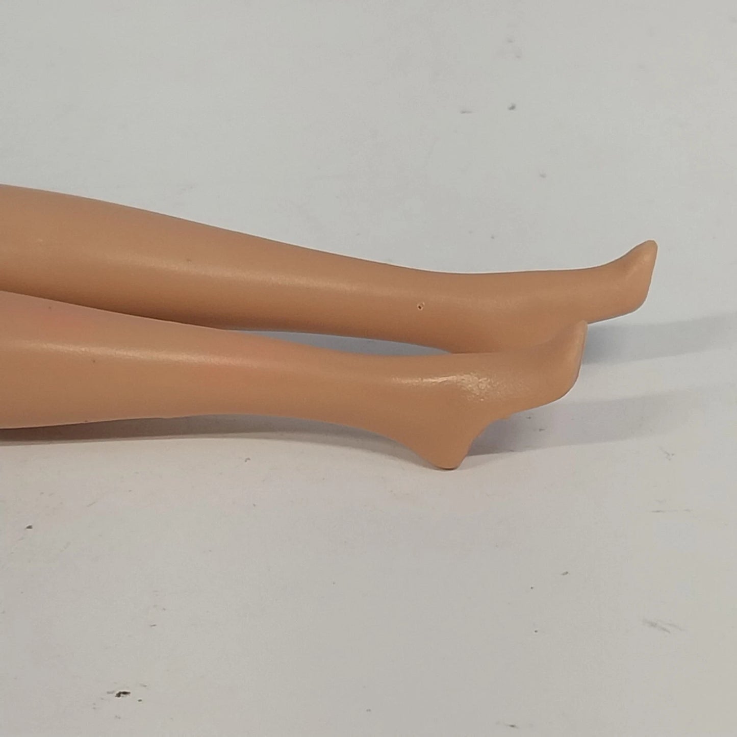 Mattel Barbie Sweetie Blonde Bendable Knees Pink Lips Nude 1998 Head 1999 Body