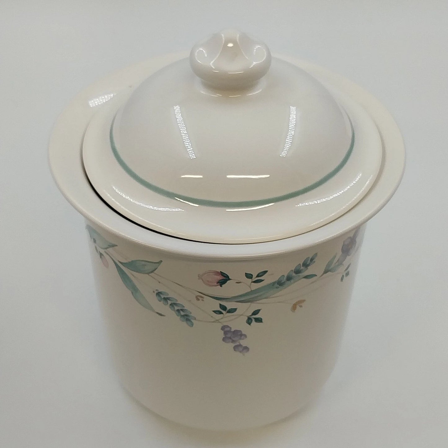 Pfaltzgraff April Medium Canister with Lid Stoneware Storage Jar 8.75"