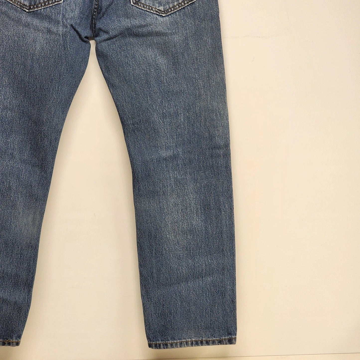 Levi's 505 Mens 32x30 Heavy Wash Distressed Straight Leg Jeans