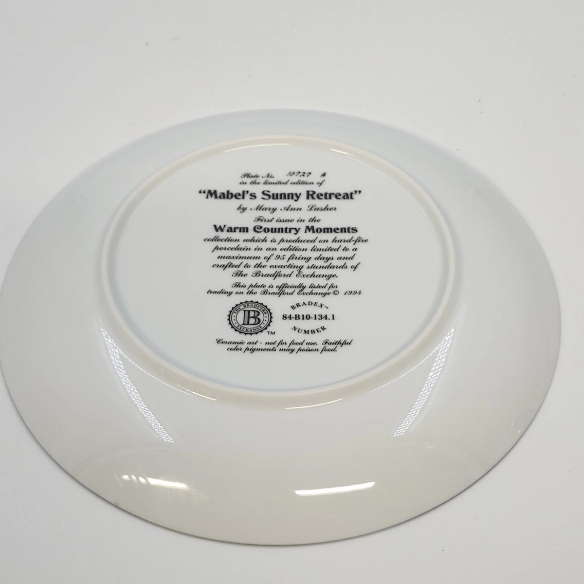 Mabel's Sunny Retreat Cat Collector Plate Mary Ann Lasher Warm Country Moments