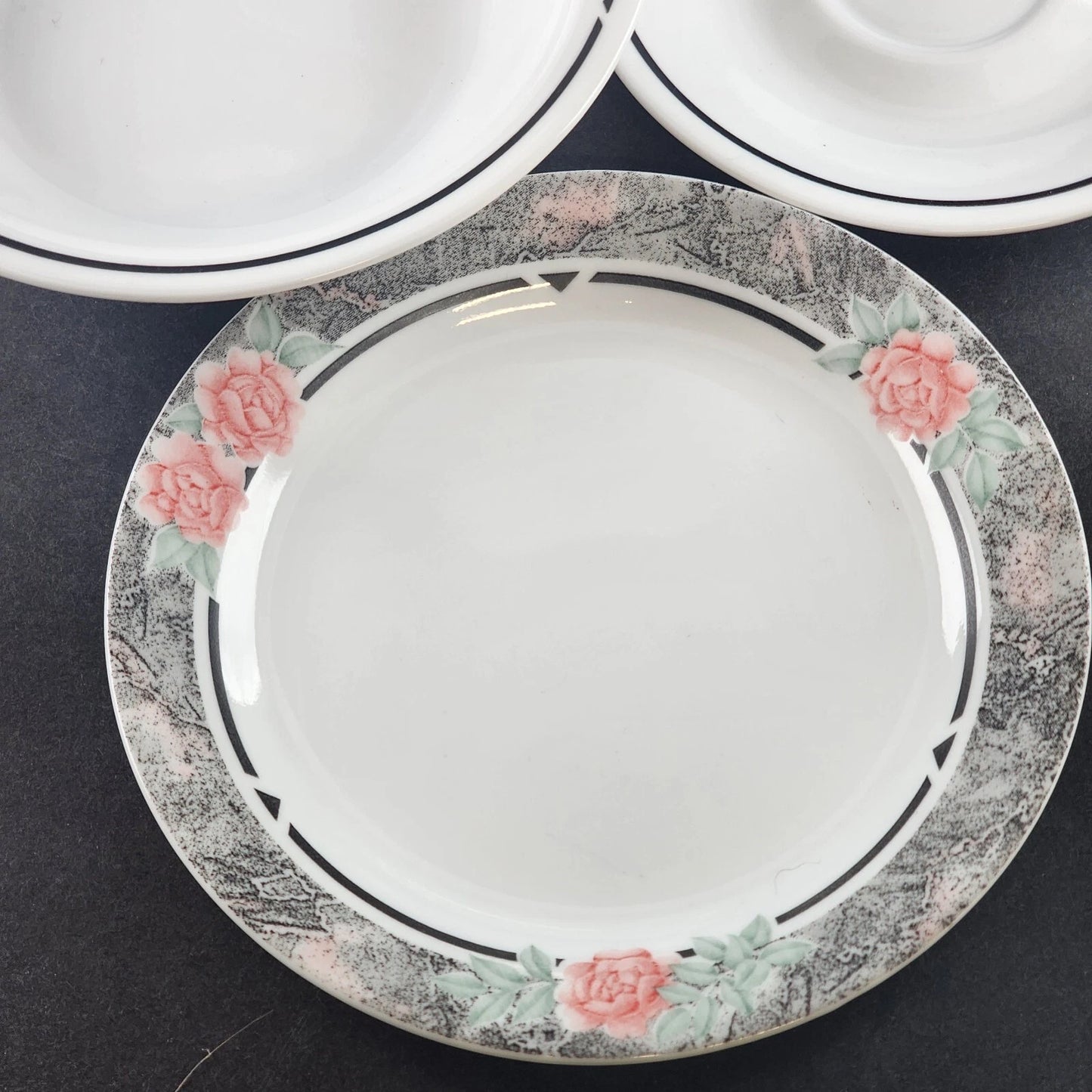 Corelle Occasions Silk and Roses 4pc Place Setting Corning USA Microwavable 1991
