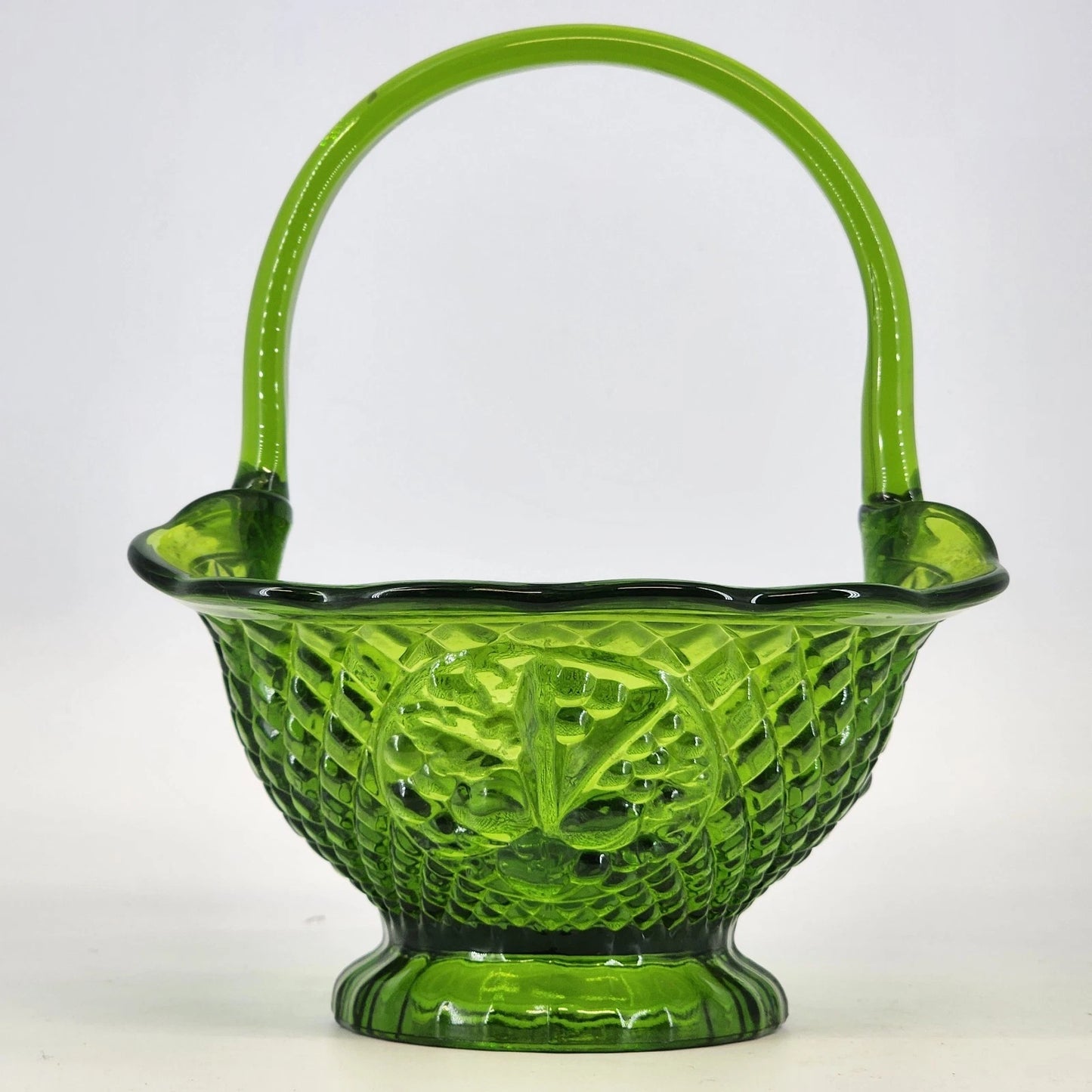 Vintage Fenton Green Glass Basket Diamond Fruit Ruffled Edge Bowl