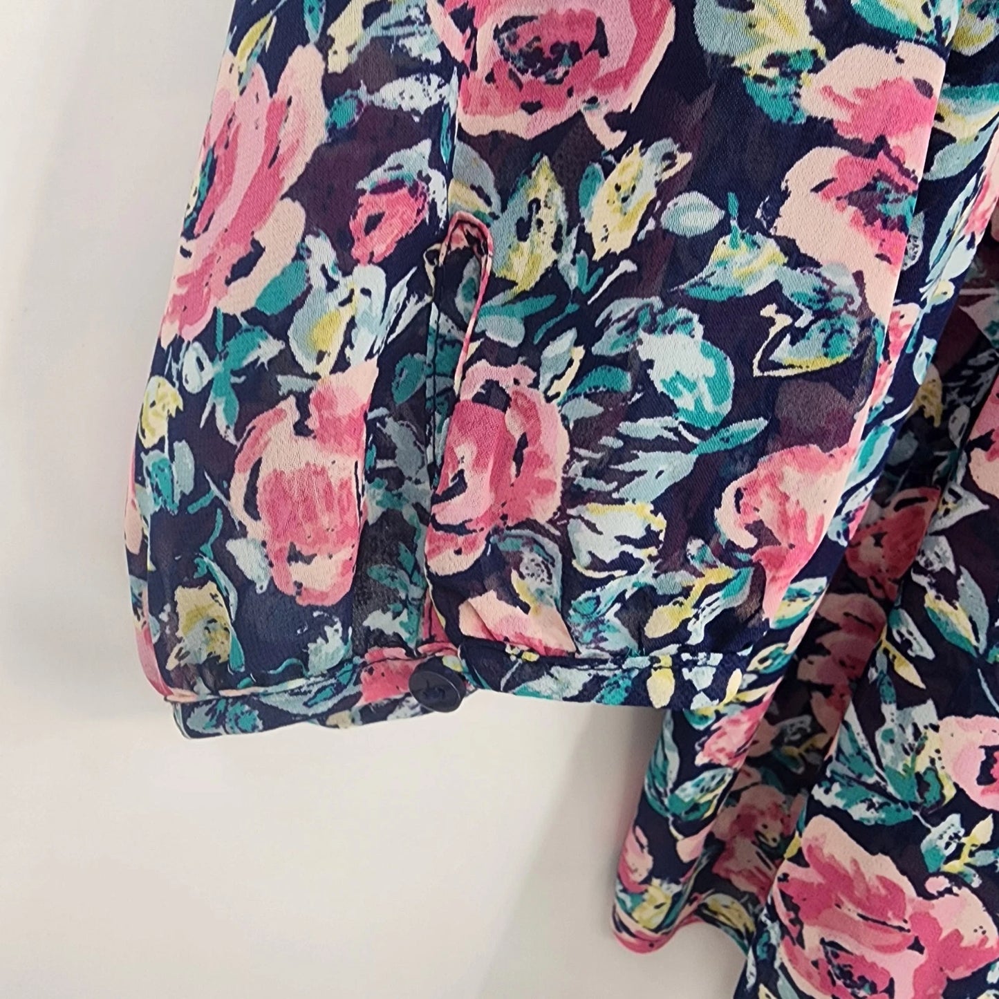LC Lauren Conrad Floral Chiffon Blouse Large V Neck