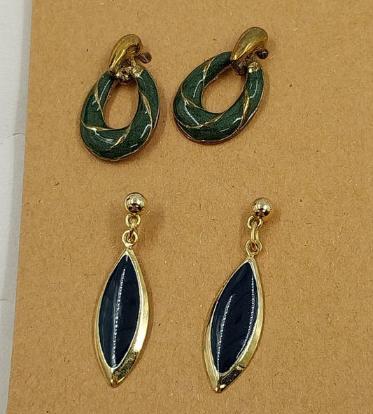 Set of 2 Drop Earrings Gold Tone Black Teardrop & Green Oval Dangle