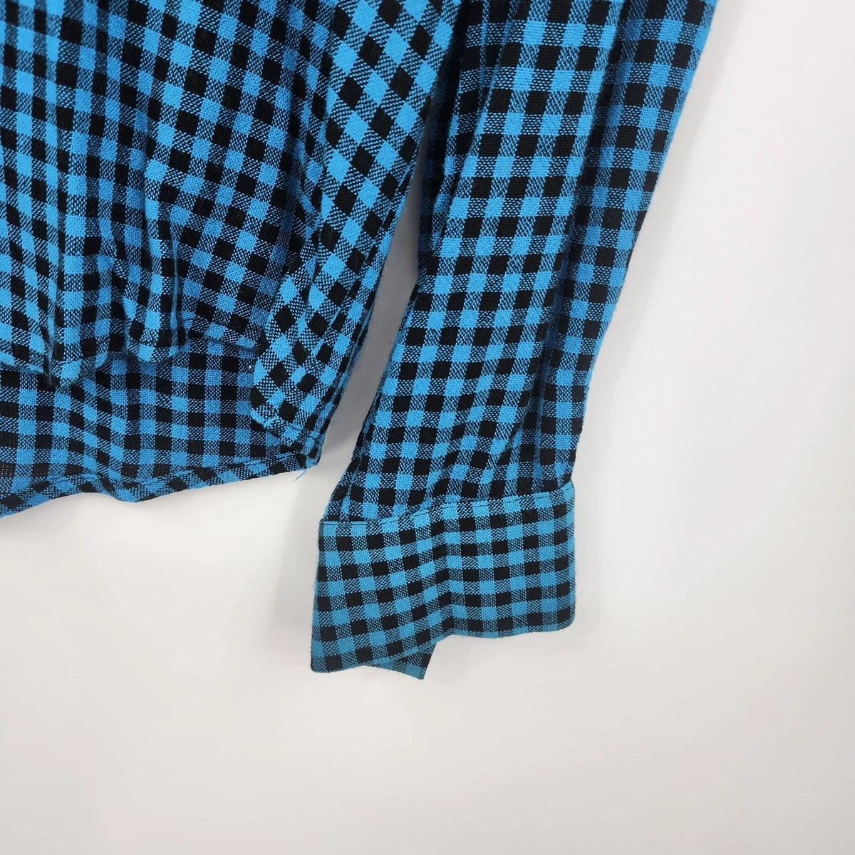 Canvasbacks Lutton & Horsfield Women's Small Blue Black Check Rayon Blouse