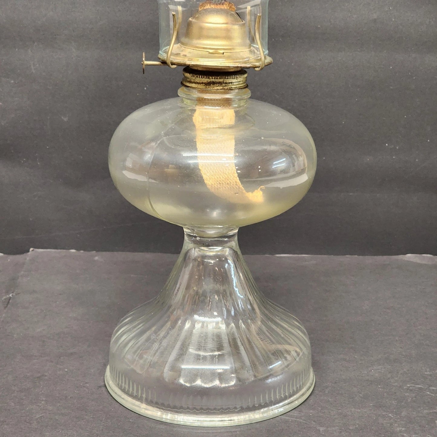Hurricane Kerosene Oil Lamp Plume Atwood Eagle Clear Glass Chimney 19.75"h Vtg