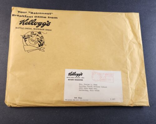 Kellogg's Astronaut Game Unused Original Mailer 45 Pins Board 36 Score sheets