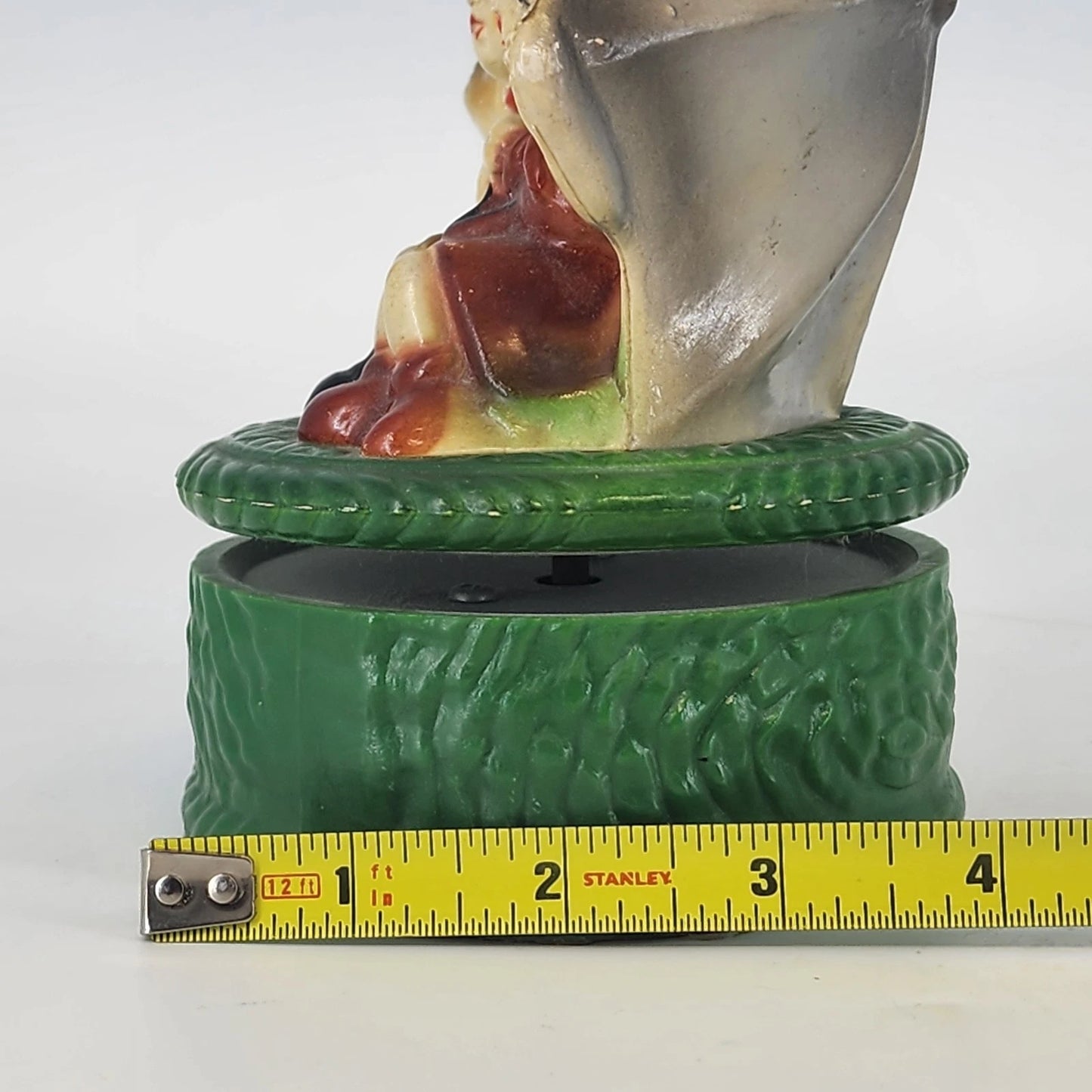 Boy Girl Umbrella Figurine Music Box Rotates Hummel-Style LARA'S THEME Vintage
