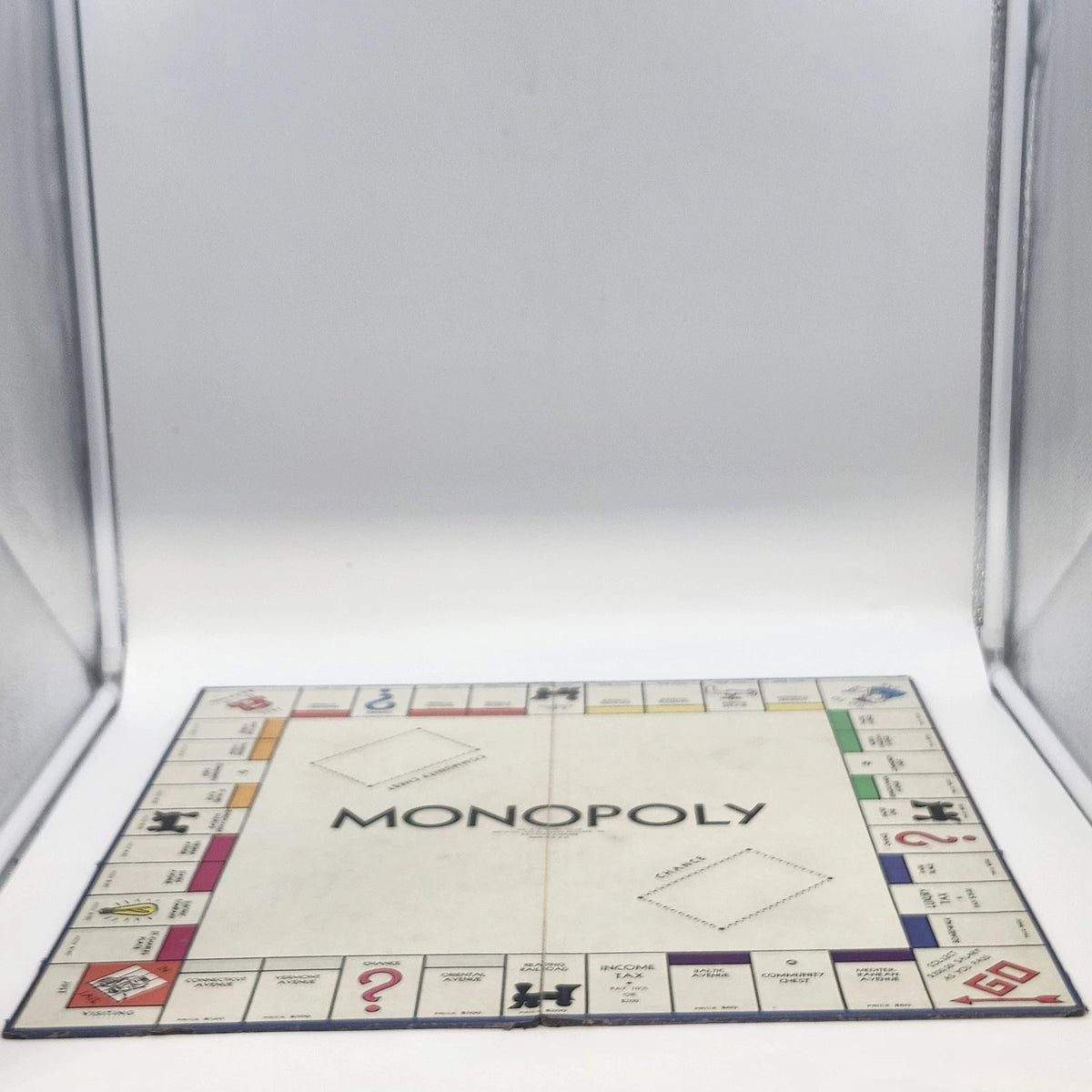 Parker Brothers Monopoly Game Board Bi-Fold Early Ed 1938 Salem Mass Chicago NY