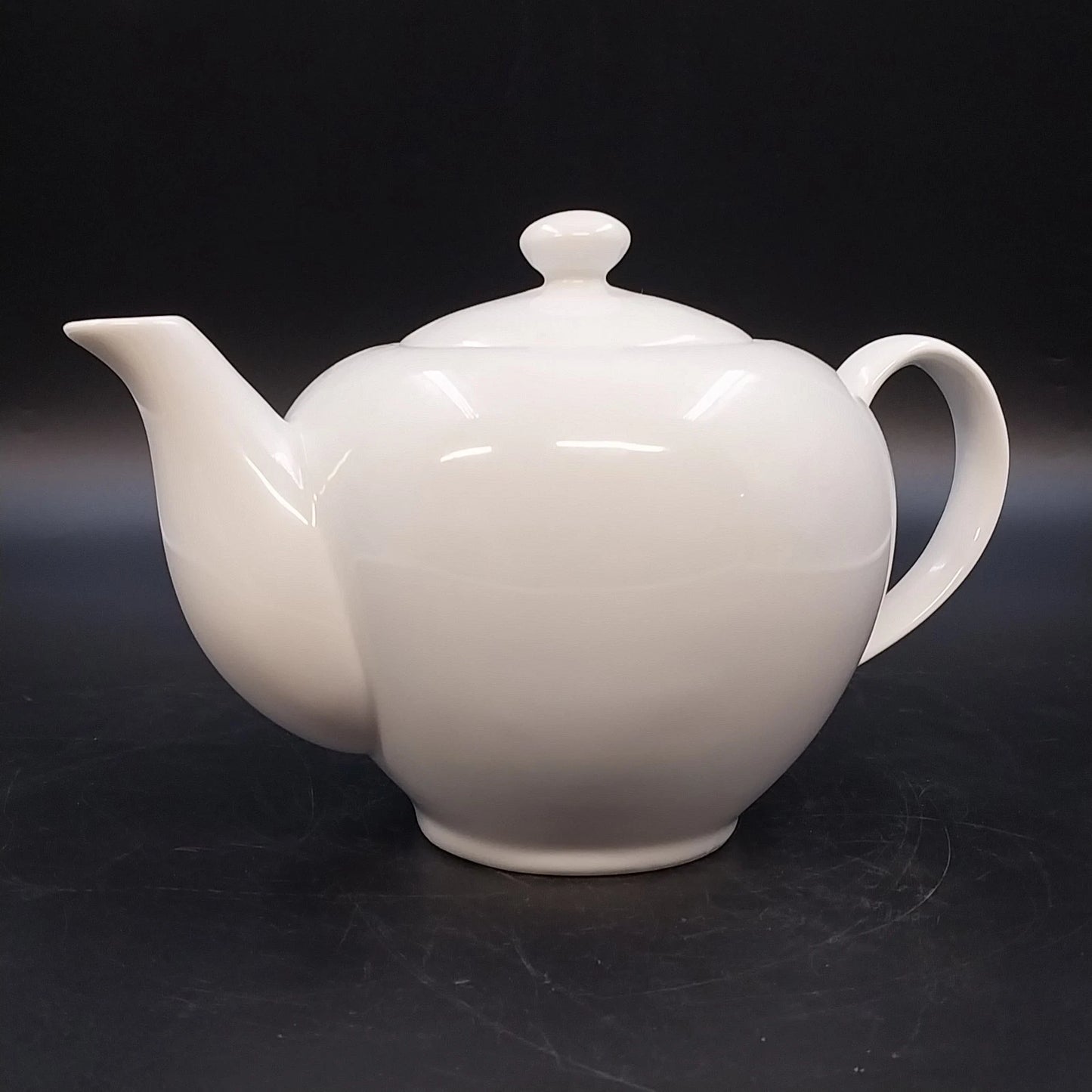 Crate & Barrel Monno Bangladesh White Ceramic Porcelain Teapot with Lid 5.5" Vtg