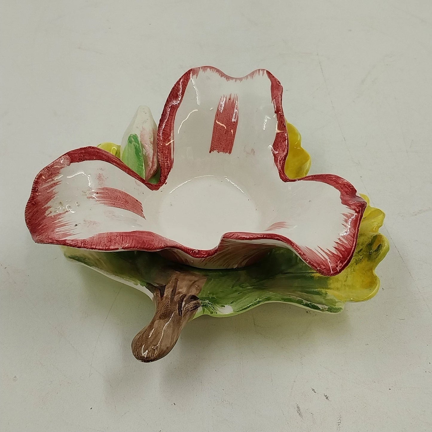Ceramic Floral Tea Light Candle Holder Leaf Plate Red White Flower Chadwick Vtg
