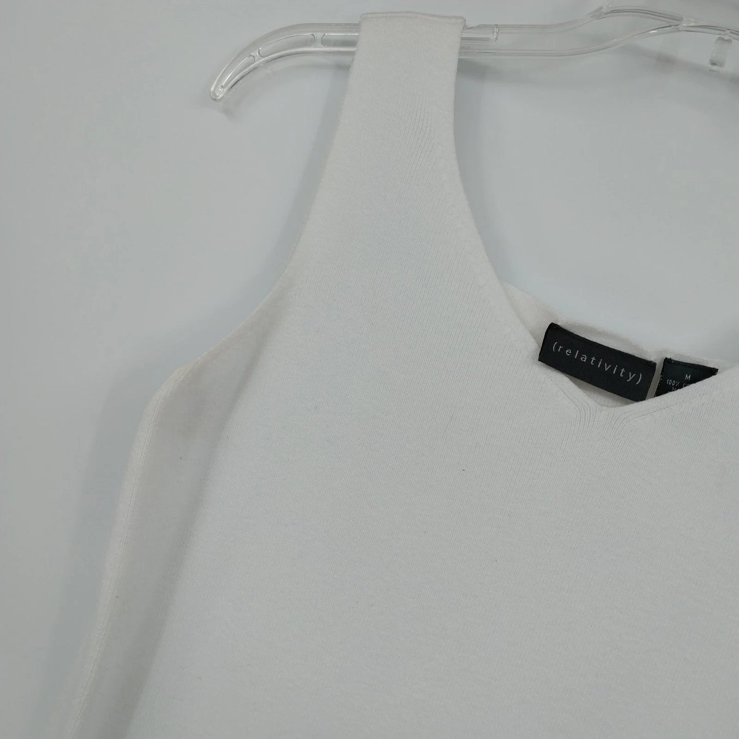 Relativity Women's Medium White Rib Knit Tank Top V Neck Sleeveless 100% Cotton