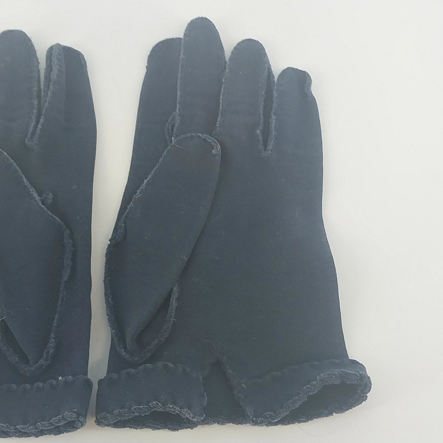 Women's Navy Blue Cotton Blend Gloves Scalloped Cuffs Dress Formal One Size Vtg