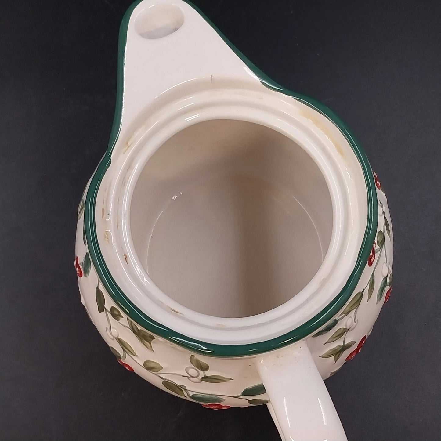 Pfaltzgraff Winterberry Sculpted Teapot With Lid Holly Berry Stoneware Vintage