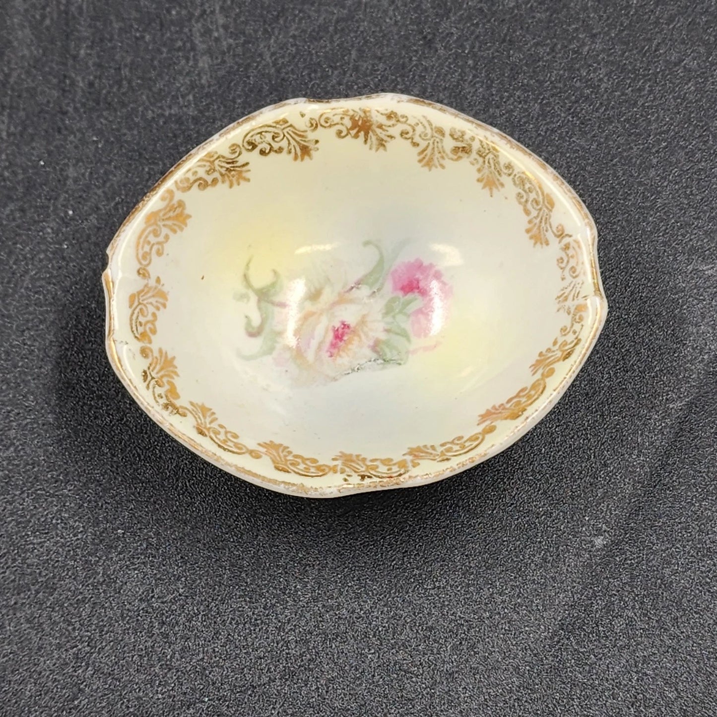 5 Salt Cellars Berry Bowls Floral Gold Gilt China Dresden Germany Pattern 52