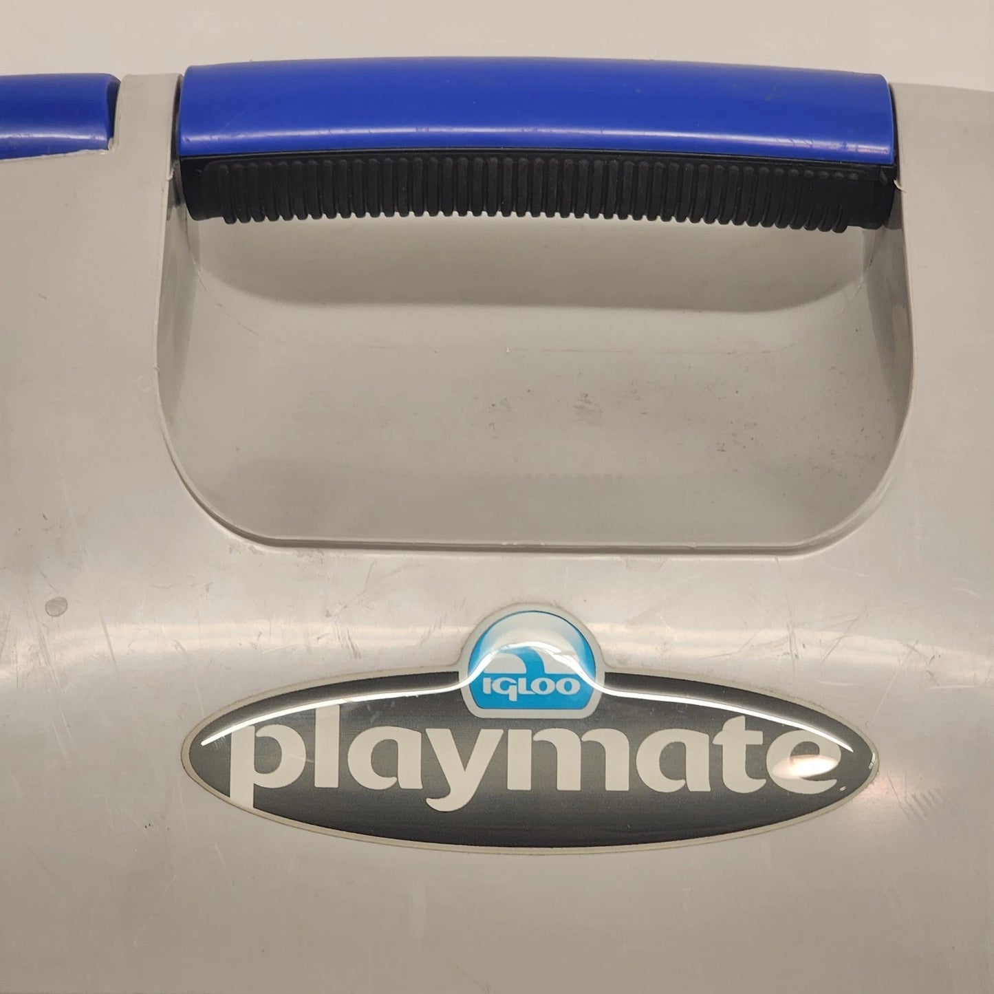 Igloo Playmate 7 Qt Personal Cooler Blue Gray Tent Top