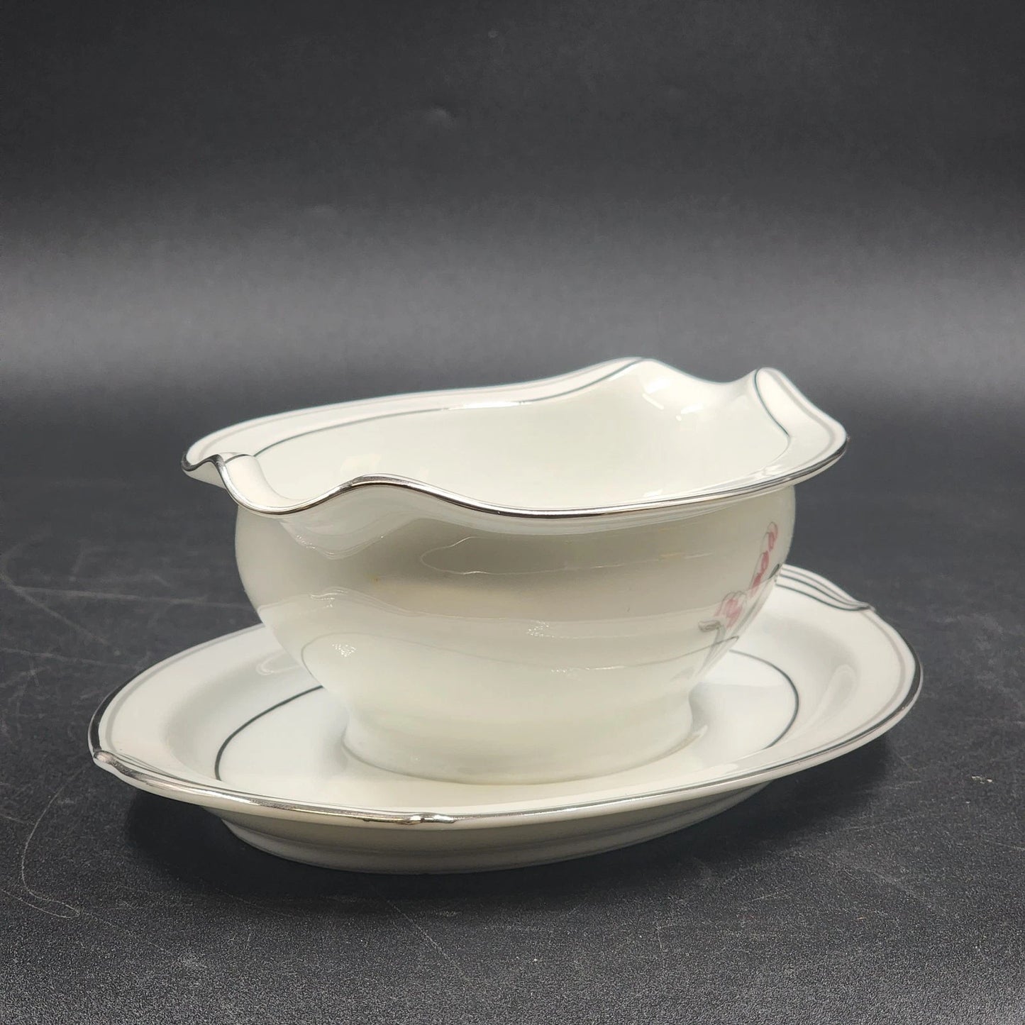 Noritake Crest 5421 Gravy Boat Attached Underplate Lily of the Valley Platinum