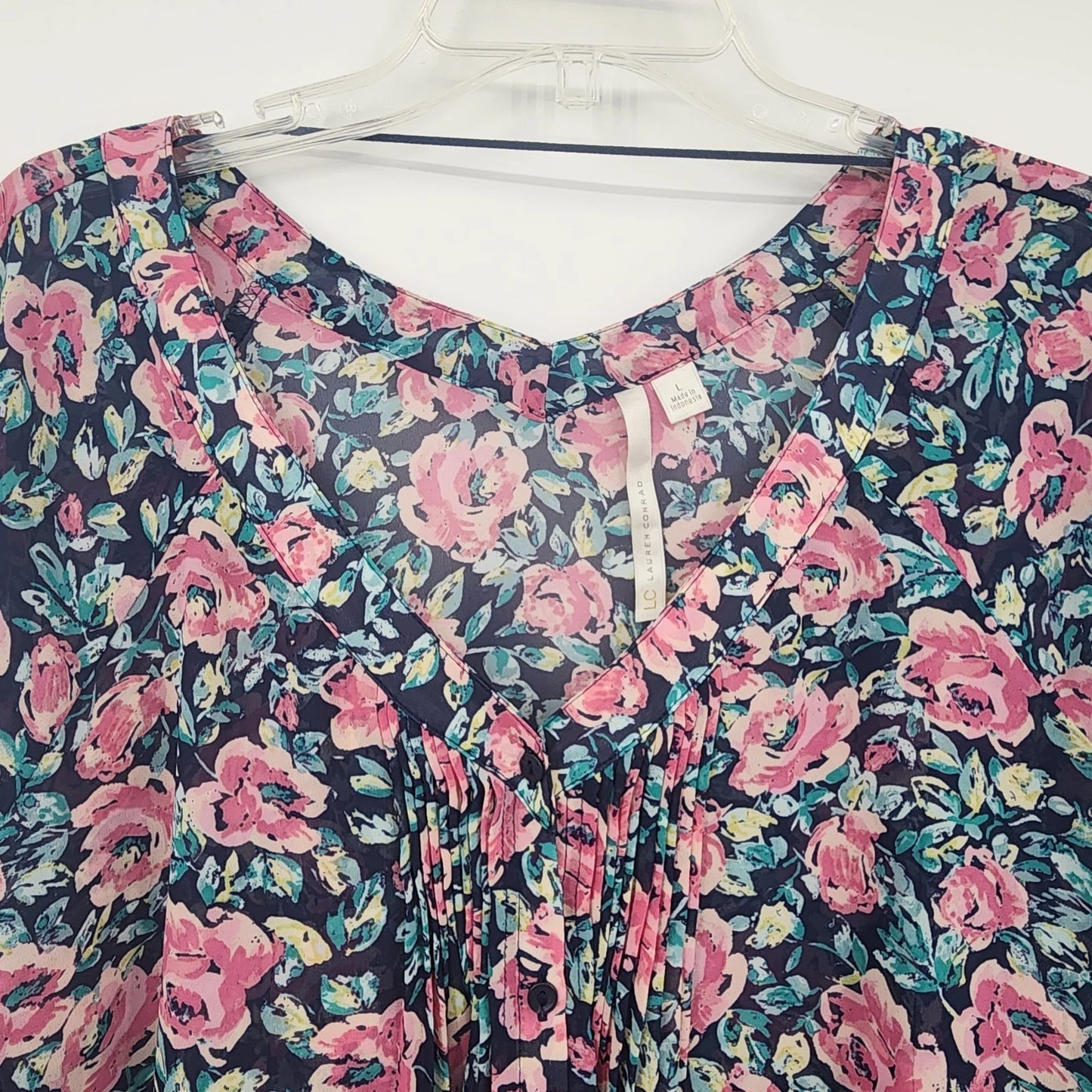 LC Lauren Conrad Floral Chiffon Blouse Large V Neck