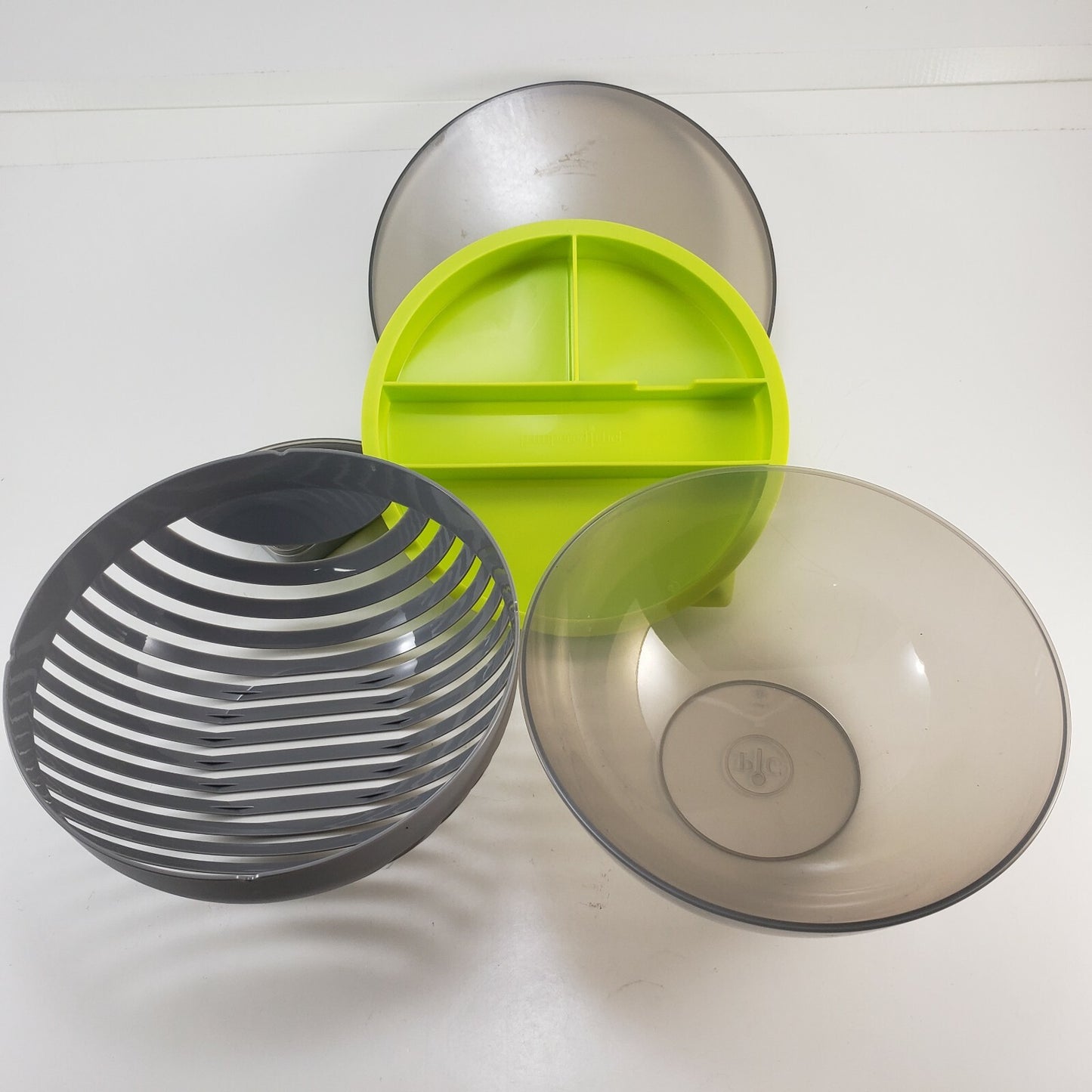 Pampered Chef Salad Cutting Bowl Set 100086 Green Lunch Prep Serve with Dressing