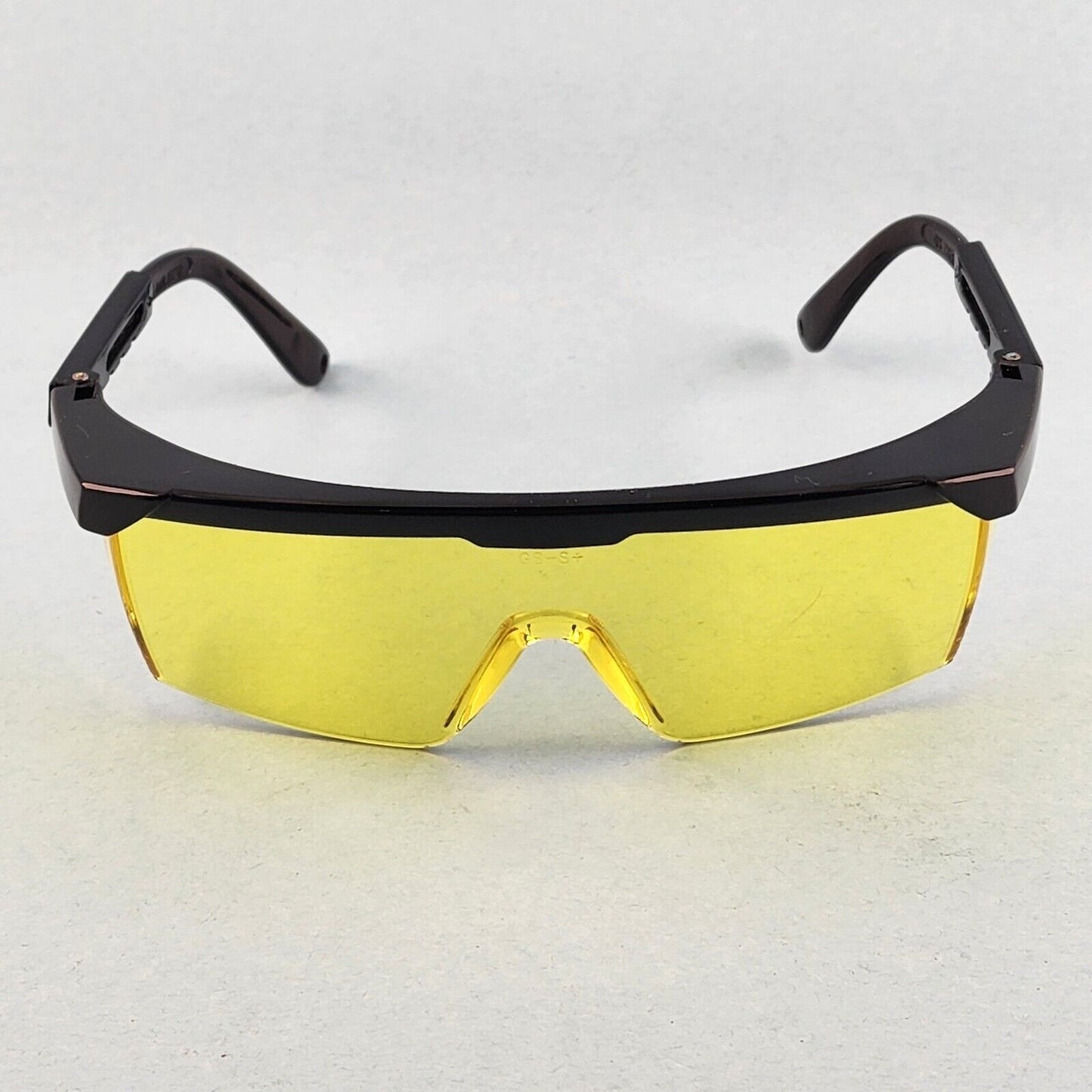 Gateway Strobe Safety Glasses Lightweight Telescoping Temples Side Shields Z87.1 (Black Frame, Amber Lens)