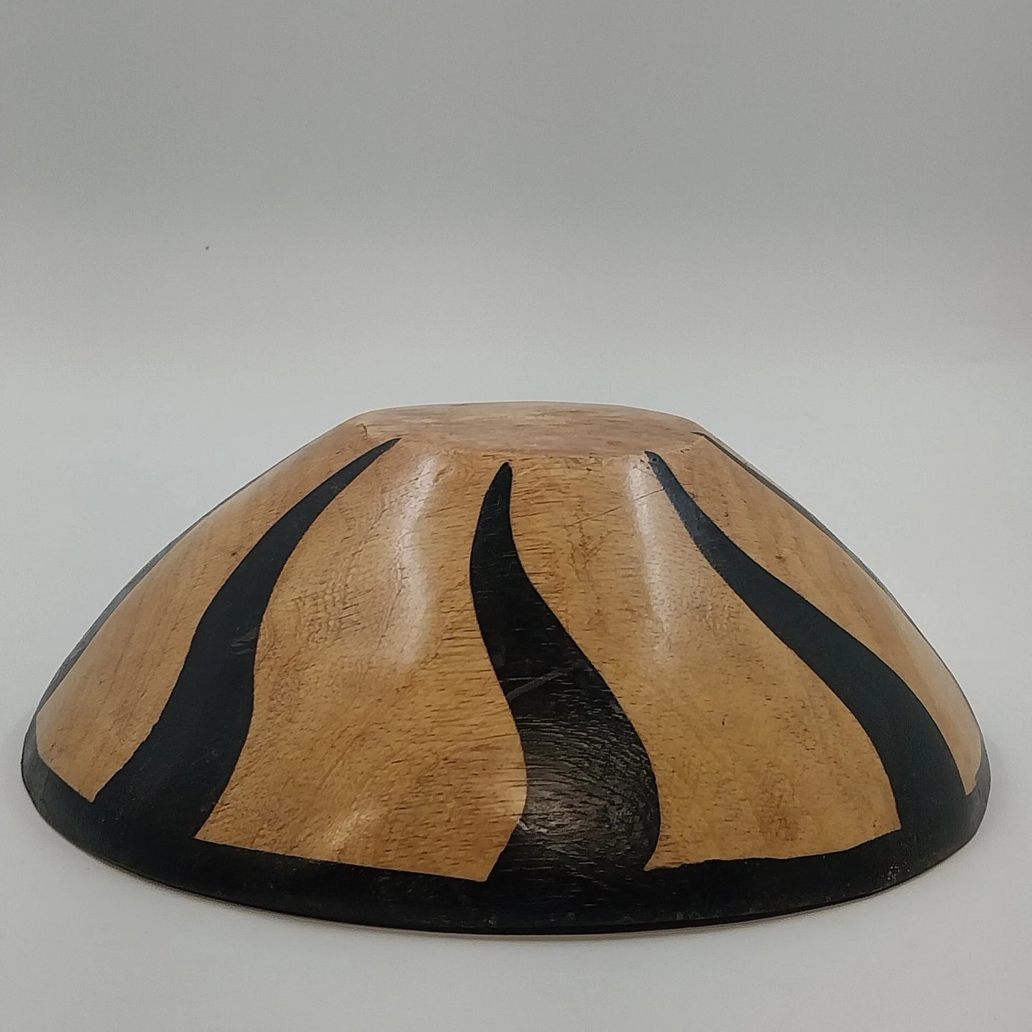 Hand Carved Wooden Bowl 9.25" African Zebra Animal Print Black Tan Varnished Vtg