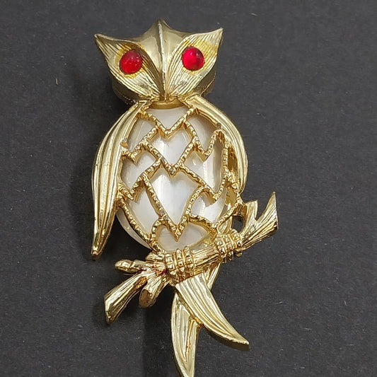 Gold Tone Owl Brooch White Faux Cabochon Body Red Rhinestone Eyes Branch Vintage