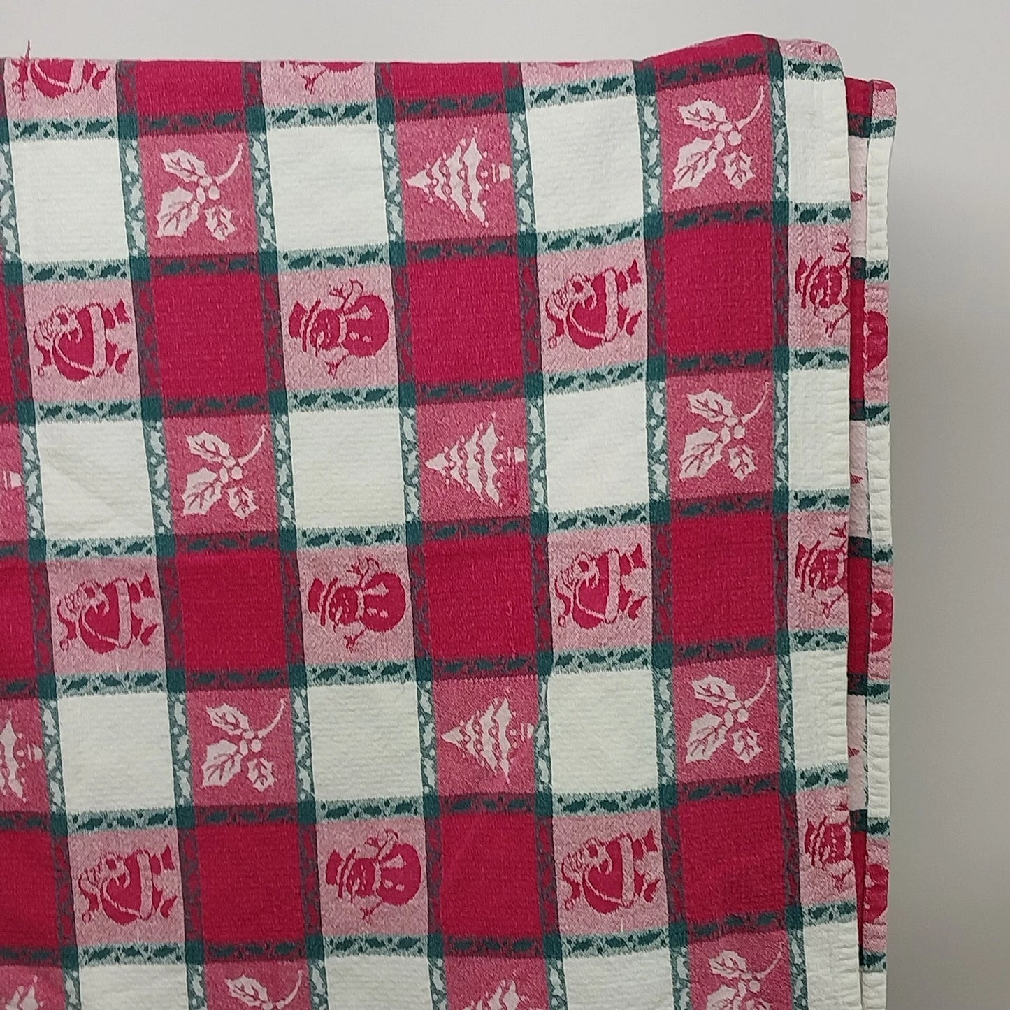 Christmas Woven Checkerboard Tablecloth Santa Snowman Red Green 52" x 72"