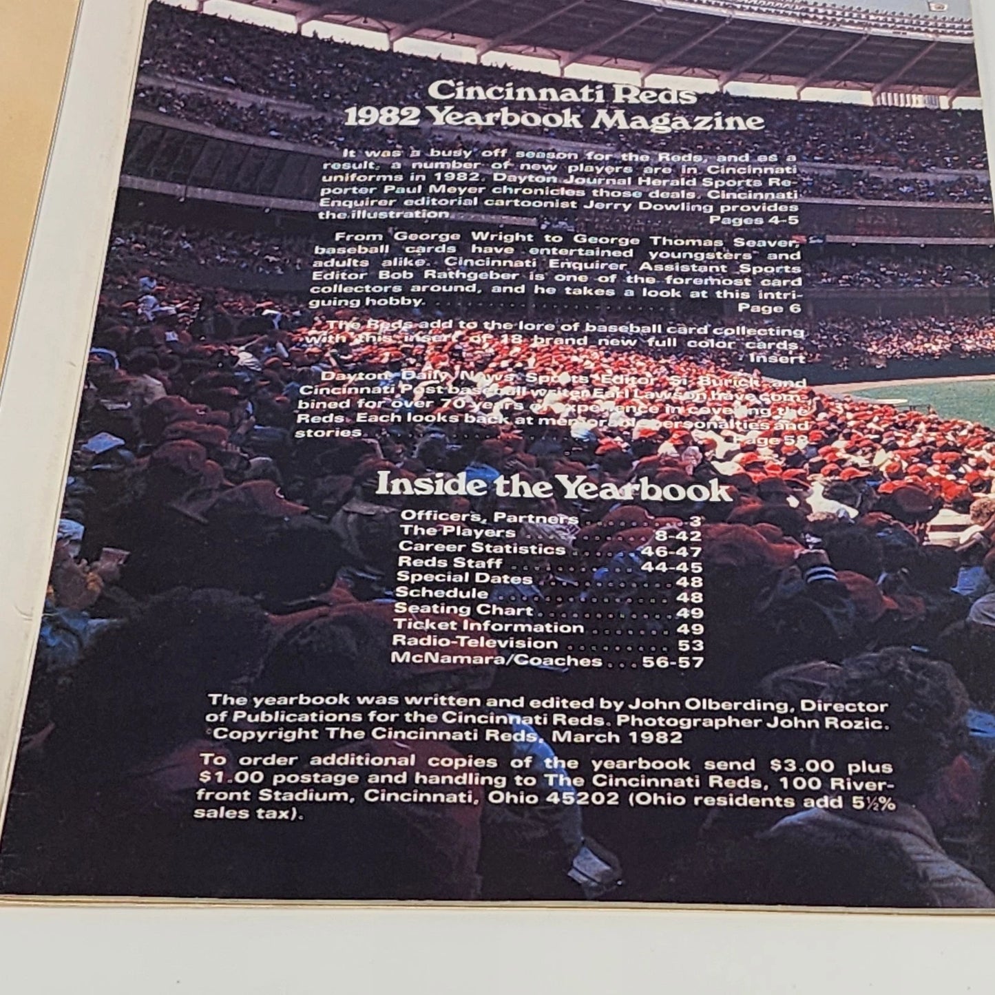 Cincinnati Reds MLB Yearbook 1982 Magazine 18 Baseball Cards Sports Vintage