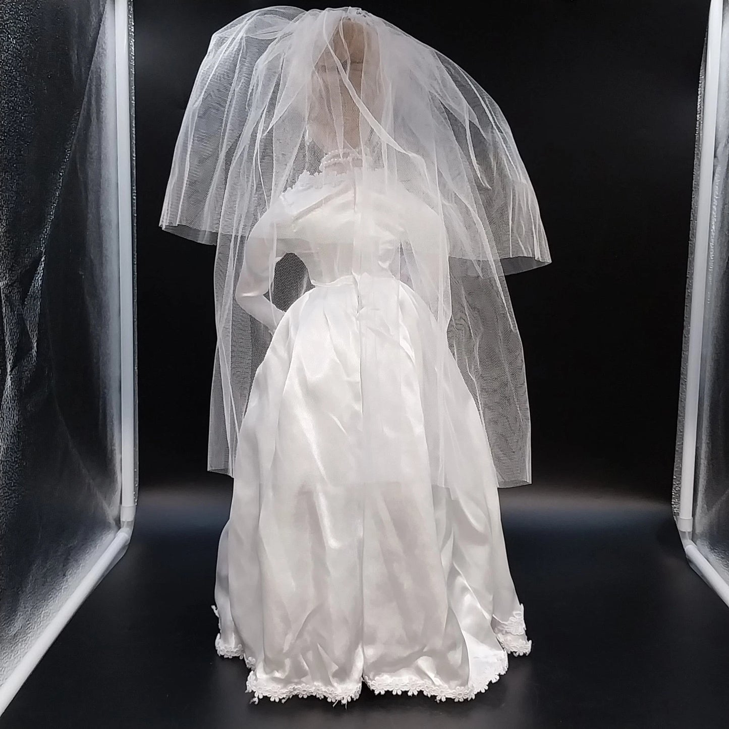 Porcelain Bride Doll 20" Blonde Blue Eyes Wedding Gown Veil Pearl Necklace Vtg