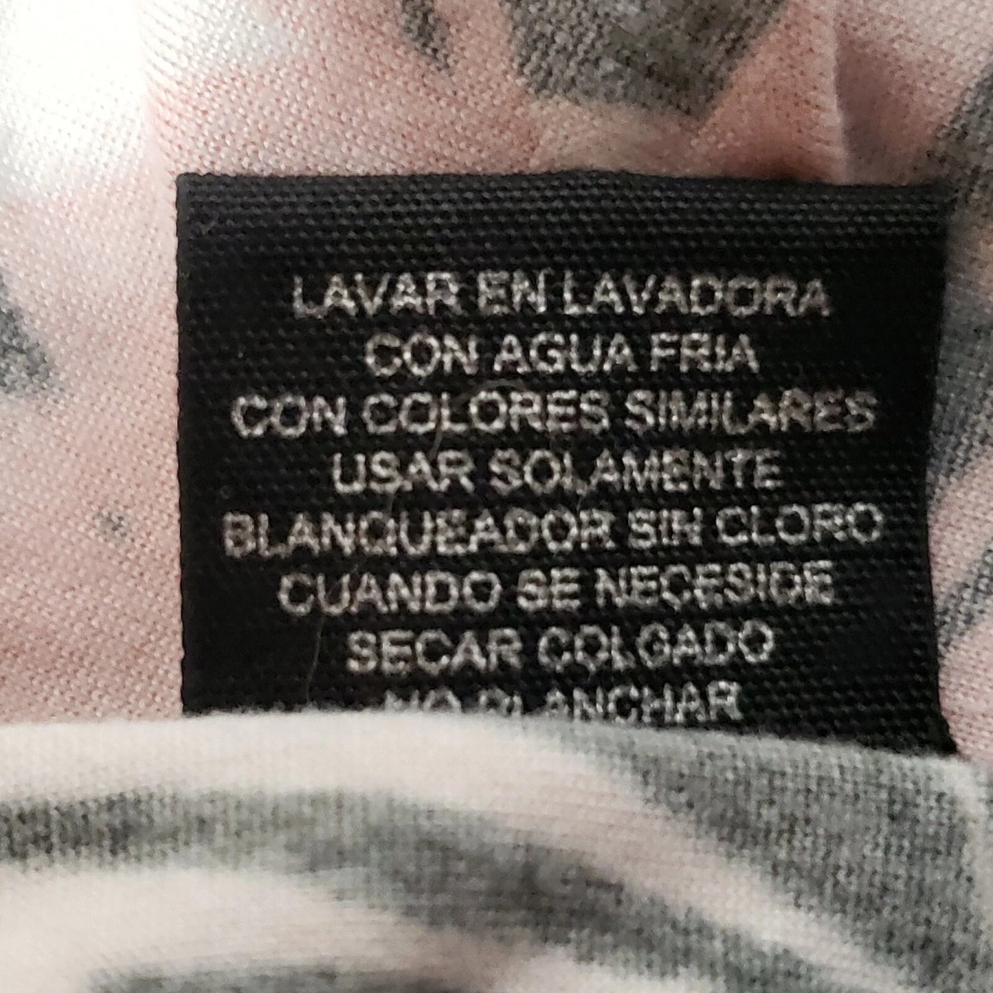 Eye Candy Women's Floral Top Size 2XL Black Pink Orange Cap Sleeves & Scoop Neck