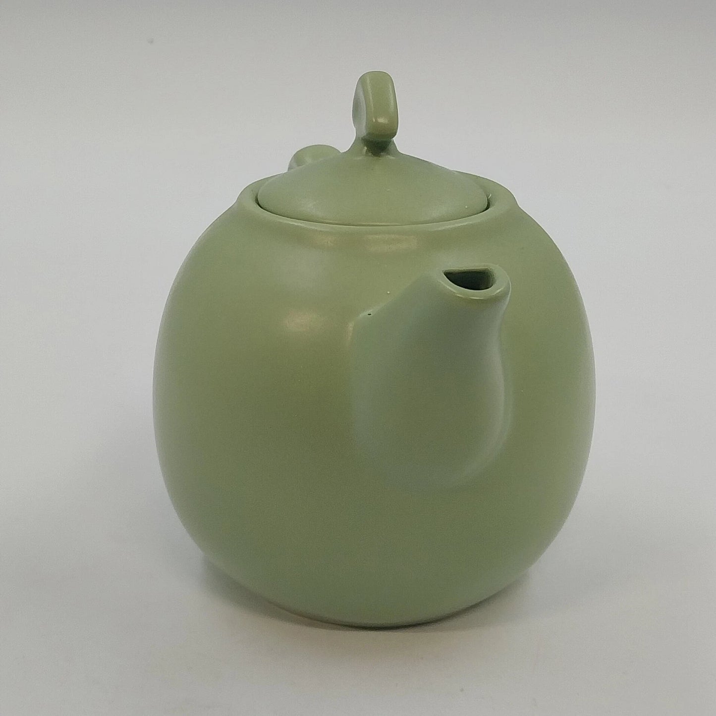 Chantal 92-TP10 Solid Green Teapot with Lid Stoneware Ceramic 0.75 Qt Vtg 2003