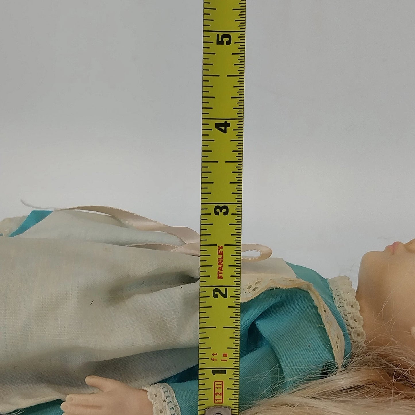 Effanbee Alice in Wonderland Storybook Doll 11" Blonde 1976 Vtg Teal White Dress