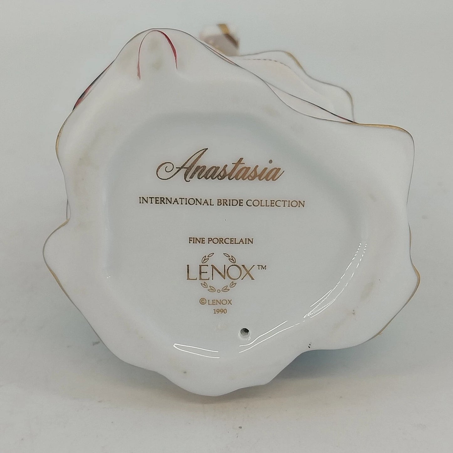 Lenox International Bride Collection Anastasia Fine Porcelain Figurine 1990