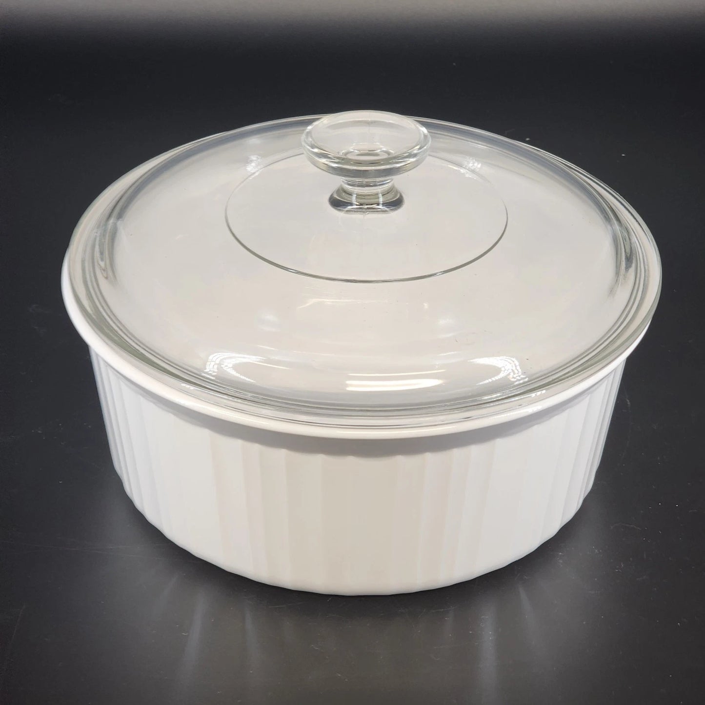 Corning Ware French White 2.5 Quart Round Casserole Dish F-1-B with Glass Lid 9"