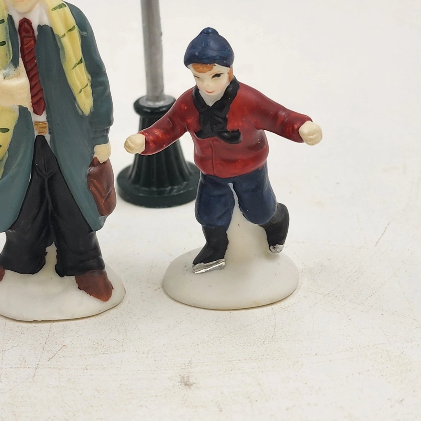 5 Christmas Village Accessory Set People & Street Signs Miniature Figurines
