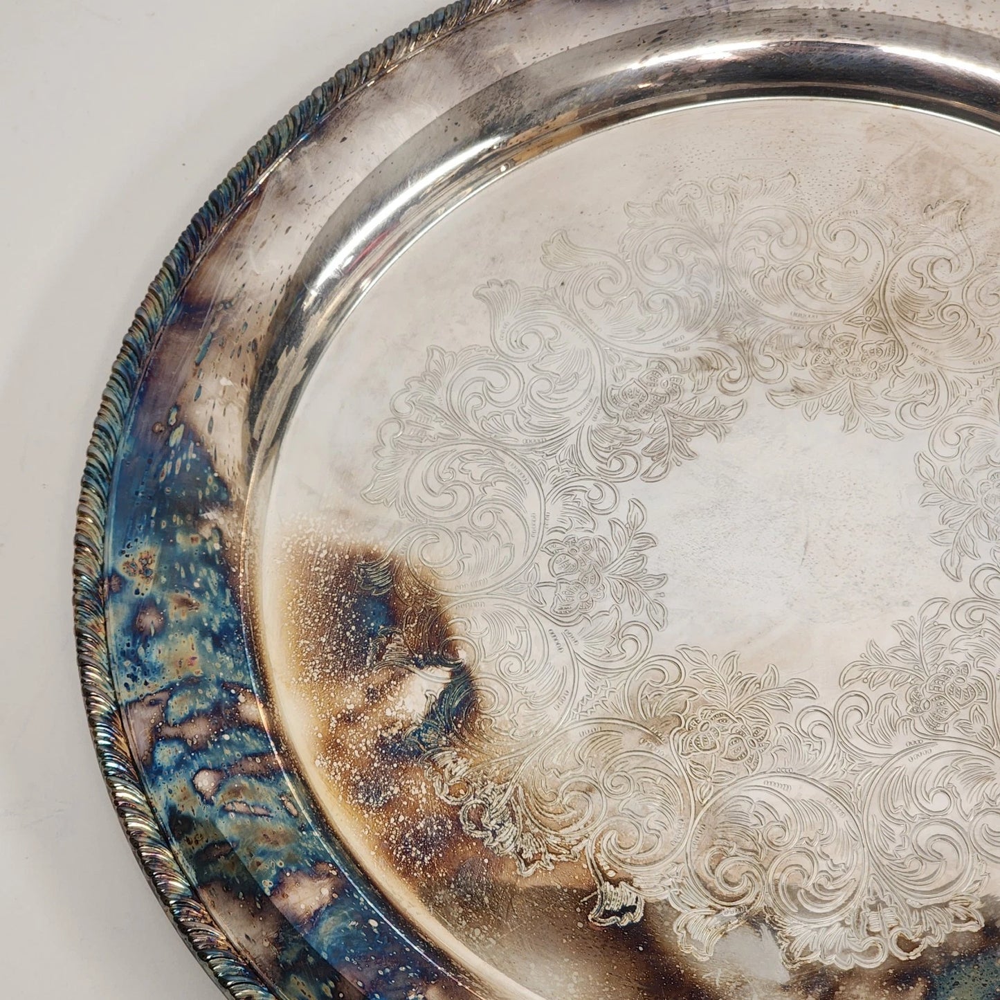 Pierced Gadroon Rim Serving Tray Wm A Rogers Silver Plate 15” Round No 172