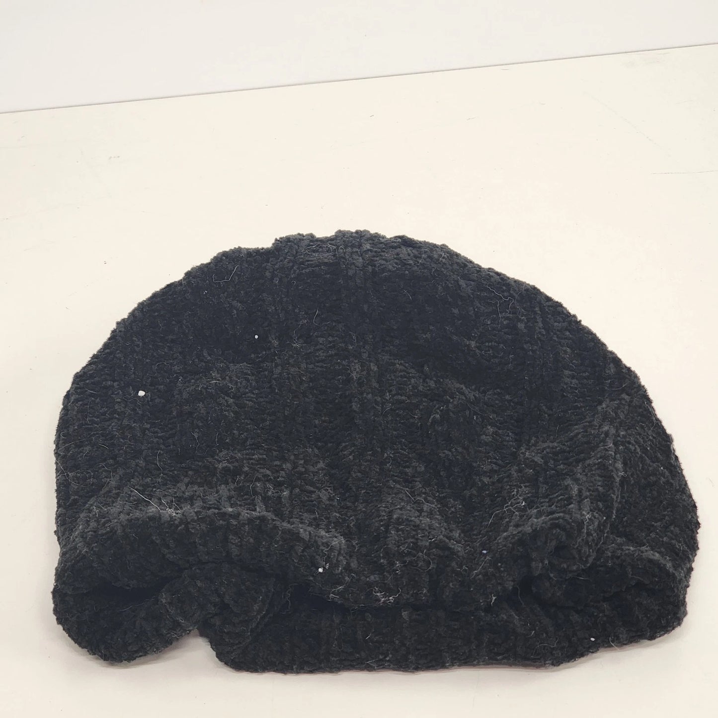 Black Knit Beanie Winter Hat One Size Unisex 100% Acrylic Watch Cap Minimalist