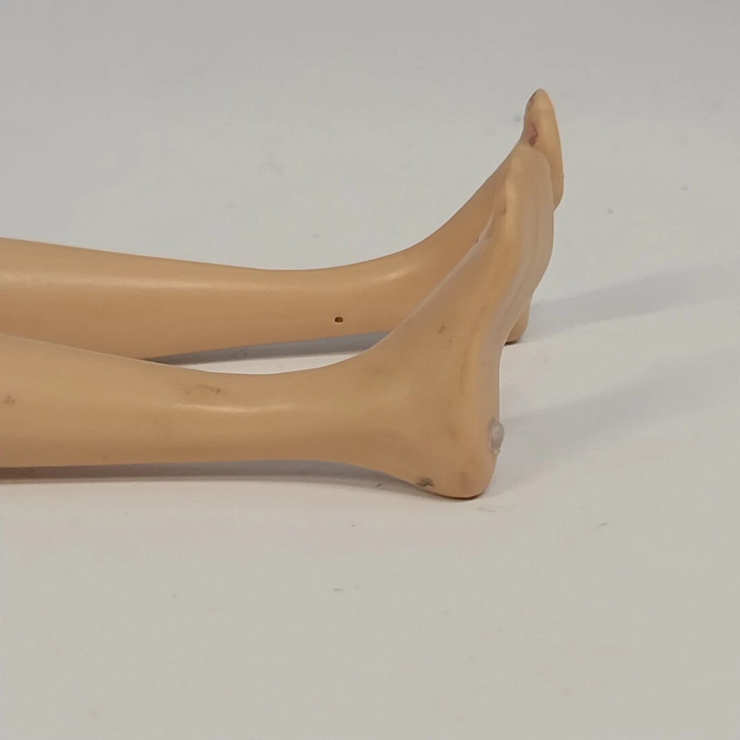 Mattel Barbie Doll Heart Tattoo Blonde Bendable Knees Nude 1998 Head 1999 Body