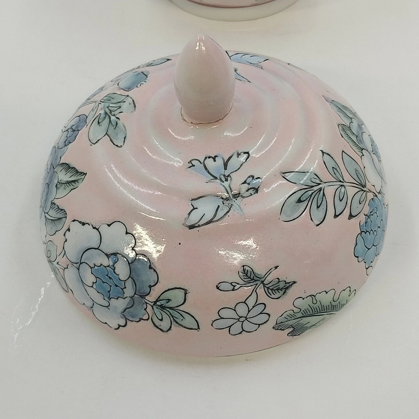 Chinese Hand Painted Porcelain Covered Bowl Pink Blue Floral Ginger Pot Jar Vtg