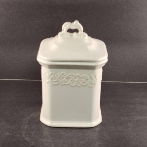 JC Penny Medium Canister and Lid Vintage Cream Pattern Creamy White 8.5" Tall